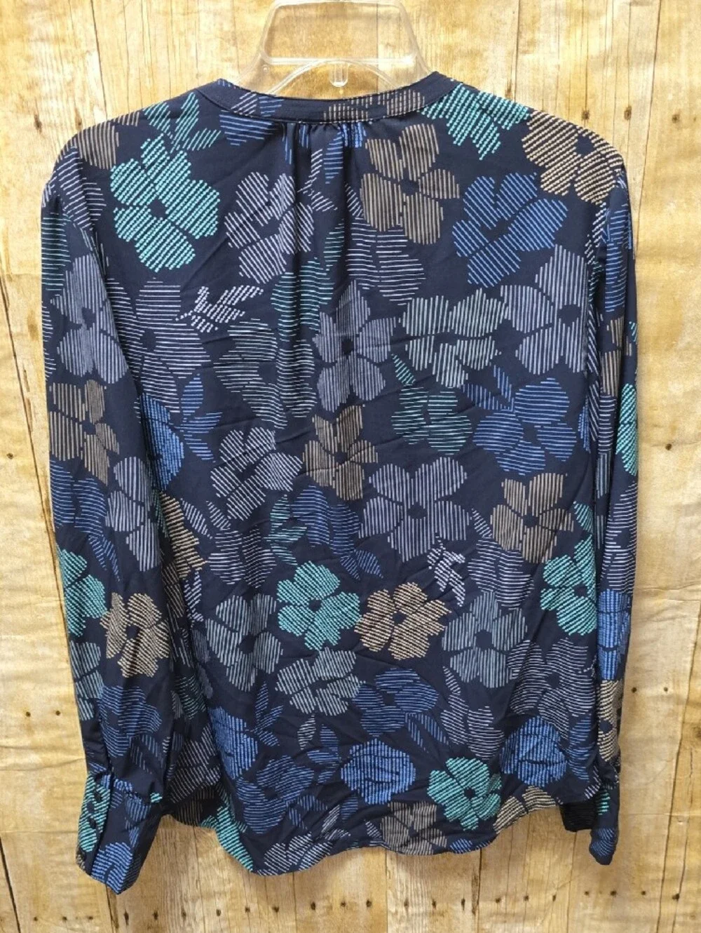A New Day | Women's | Navy | Floral Print | V-Neck Blouse | Size XXL - Picture 2 of 6